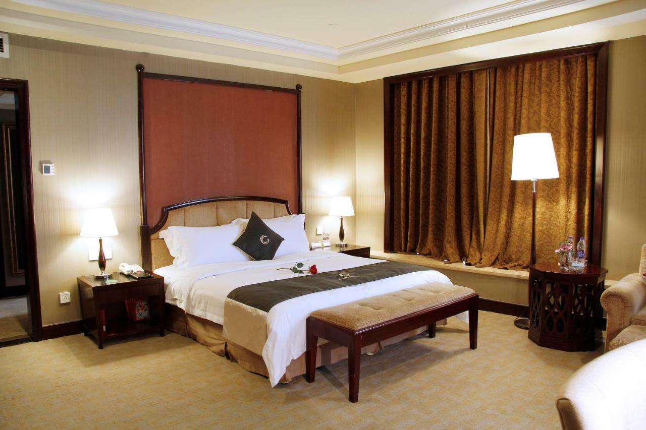 The Royal Marina Plaza Hotel Guangzhou Luaran gambar